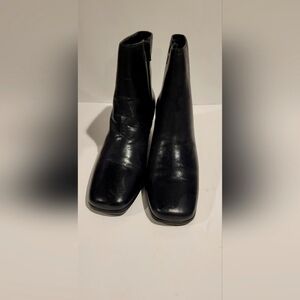 Laura Scott 90s Square Toe Black Leather Booties, Woman Size 8M,